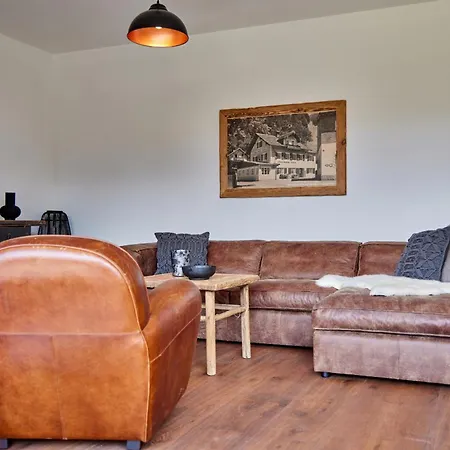 Sunshine Wood'n Rustic *